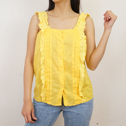 Vintage yellow sleeveless Blouse size M
