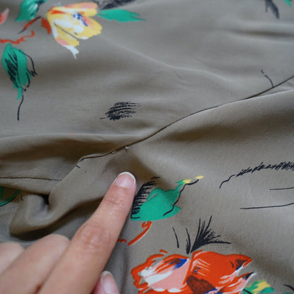 Vintage floral Blouse size S long sleeve