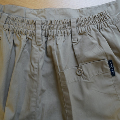 Vintage beige Shorts Size XL