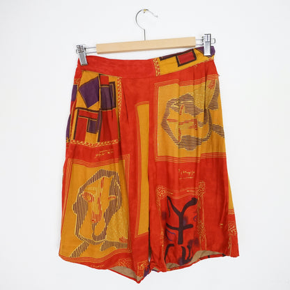 Vintage light Shorts Size L red yellow