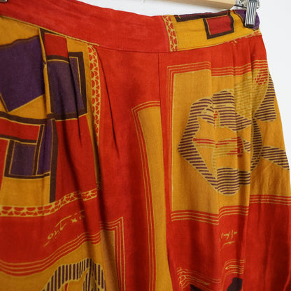 Vintage light Shorts Size L red yellow