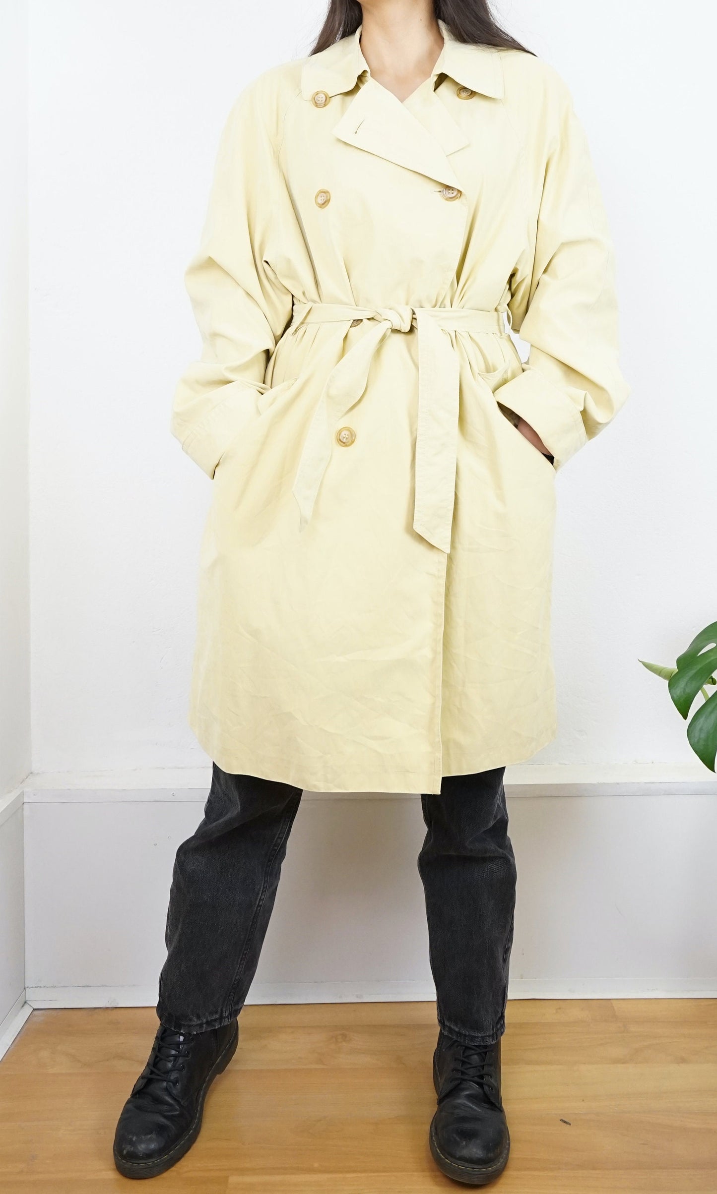 Vintage light yellow Trench Coat Size M