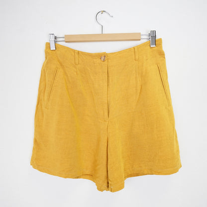 Vintage yellow Shorts Size M