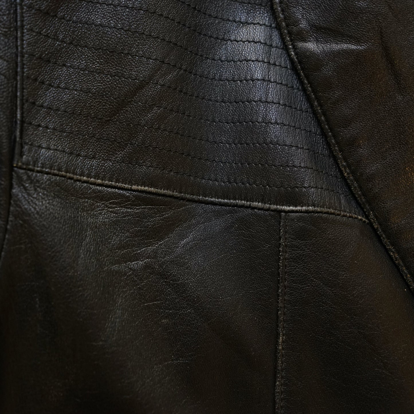 Vintage black leather jacket Size M
