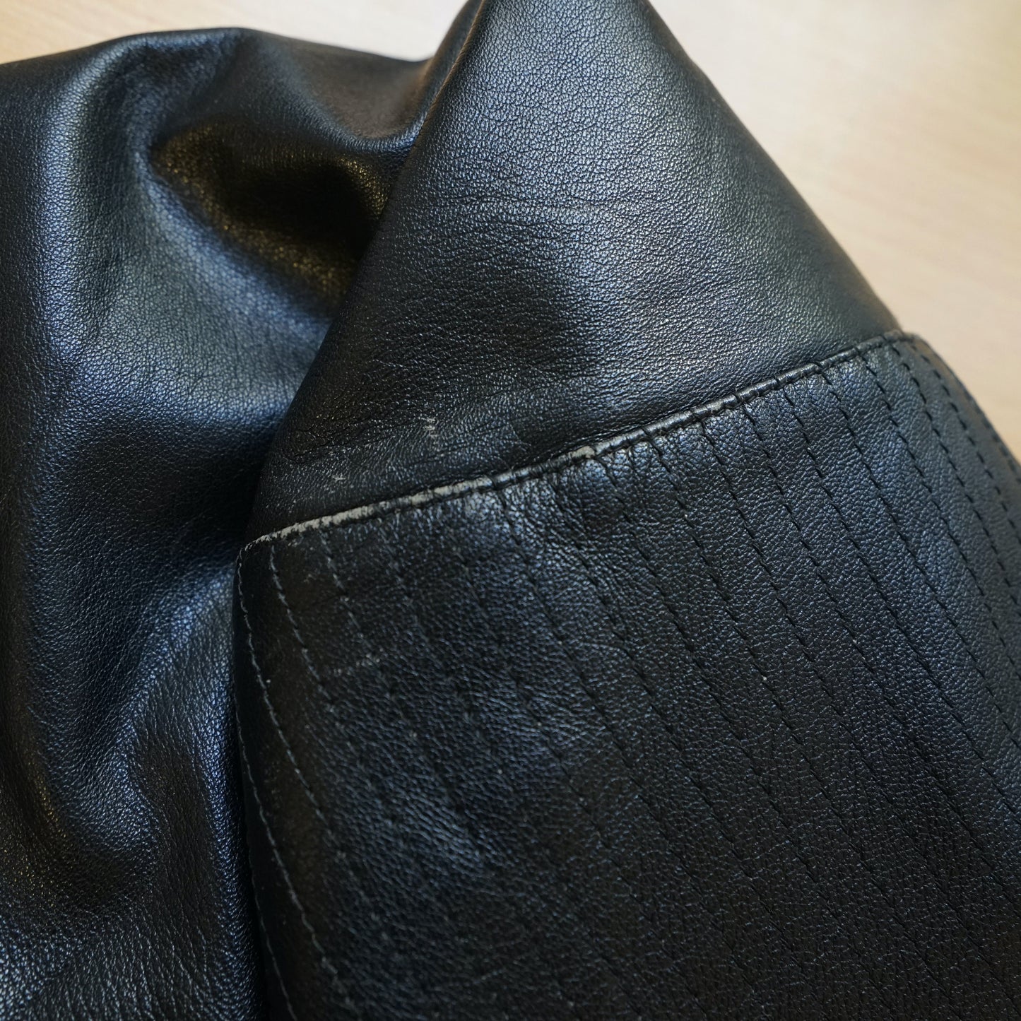 Vintage black leather jacket Size S