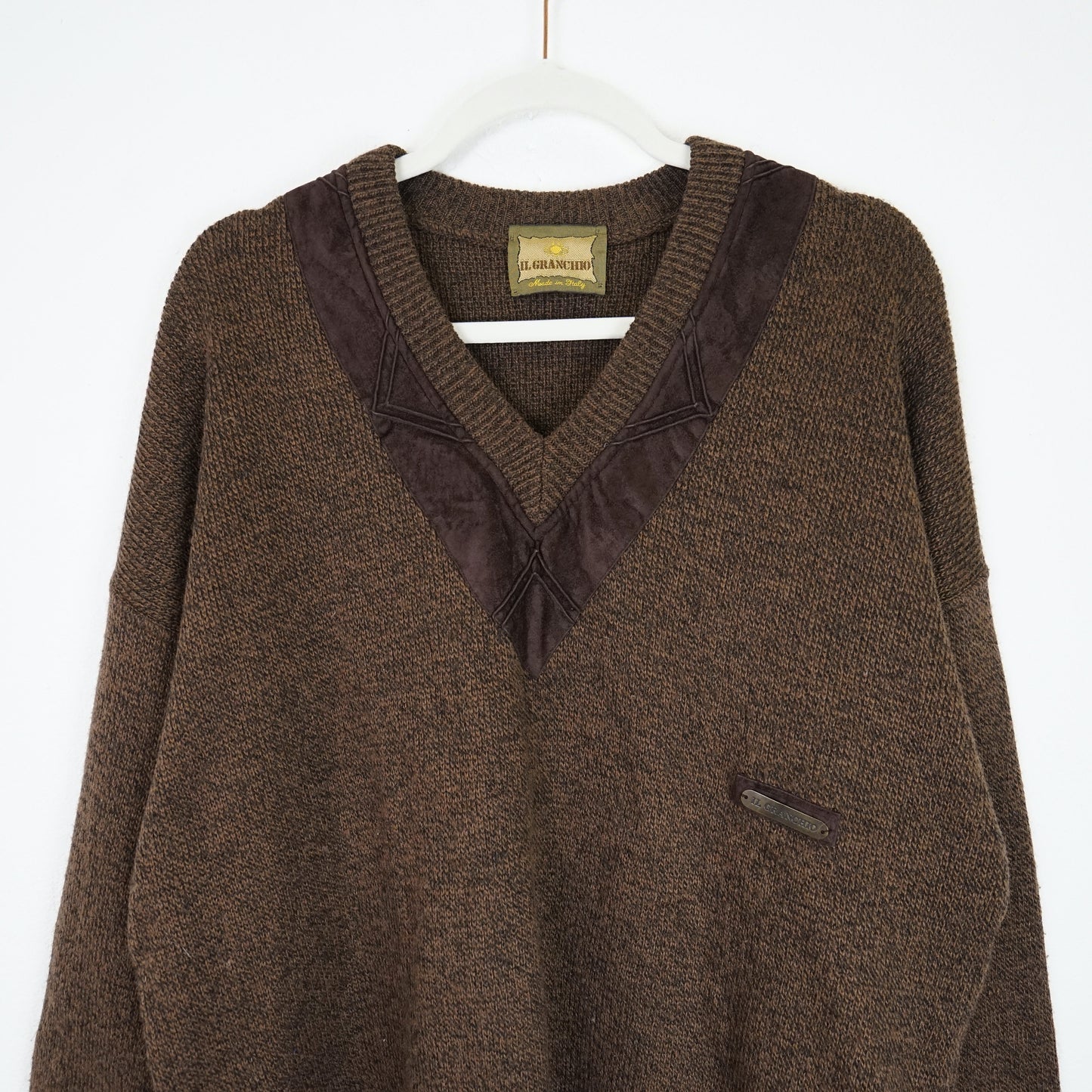 Vintage brown Pullover men Size L v neck