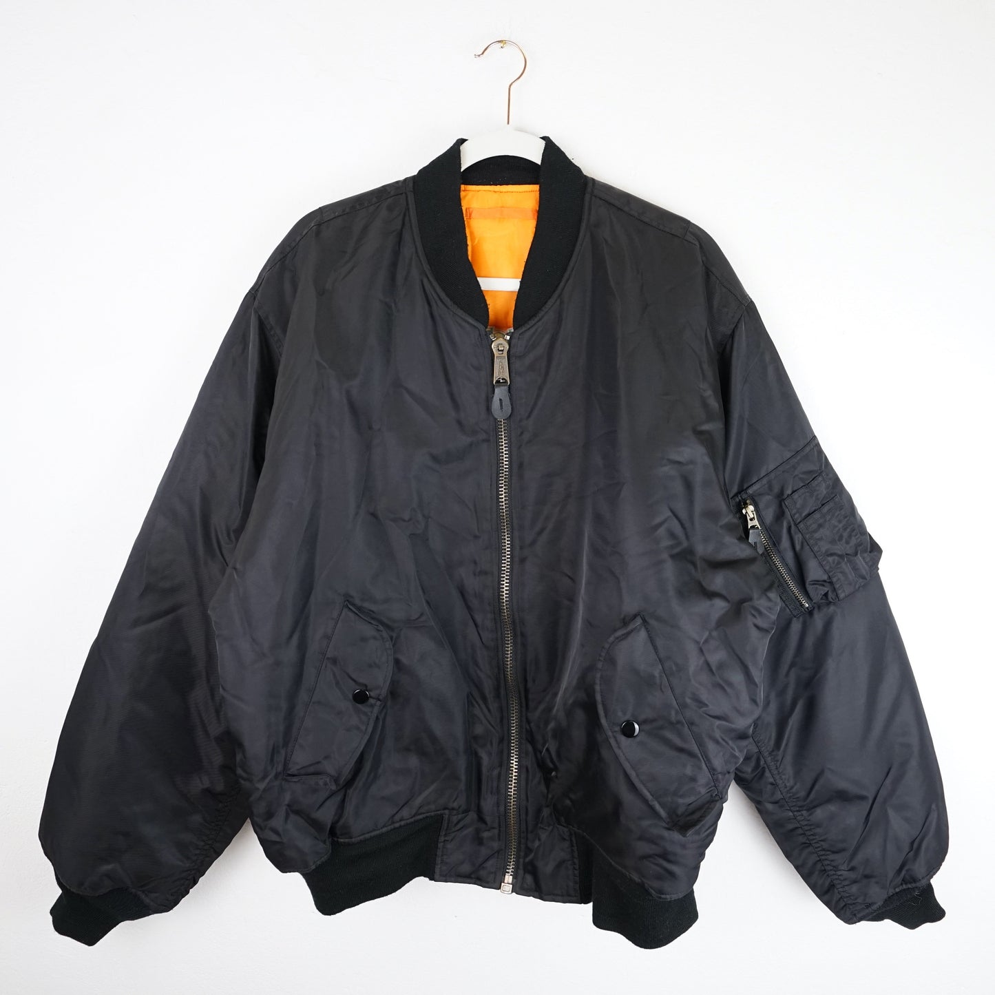 Vintage MA 1 Pilot Jacket Men Size XL Die Kleine Tierschau