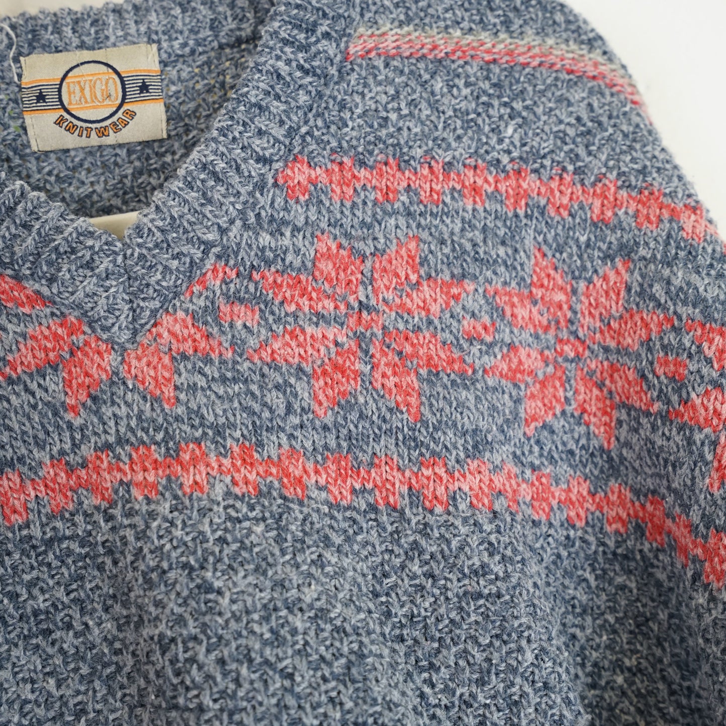 Vintage v neck Pullover Size L wool mix