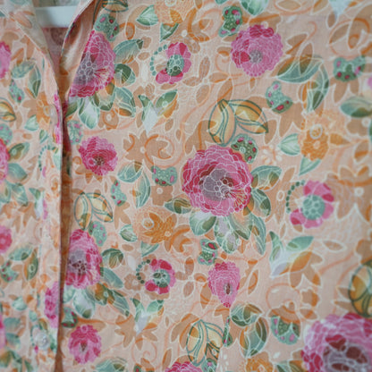 Vintage floral Blouse size M long sleeve